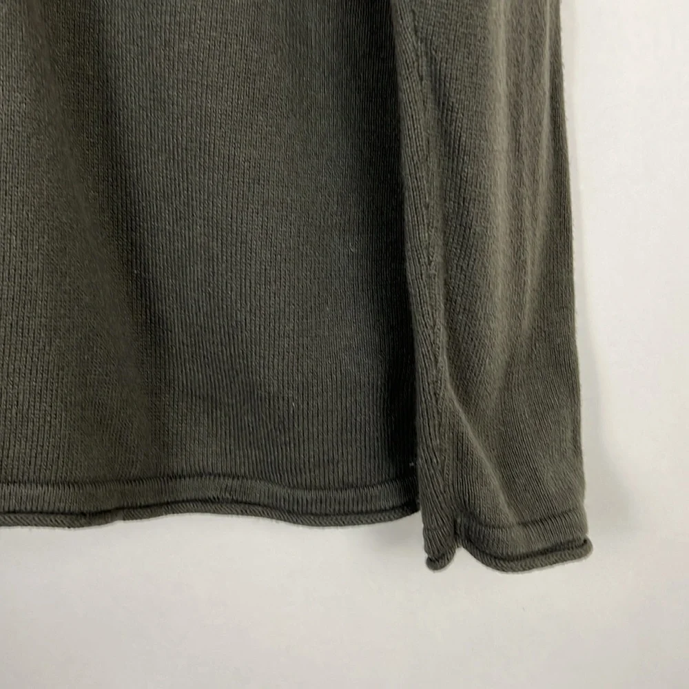 Eddie Bauer v-neck sweater long sleeve in dark army green SP - Picture 5 of 8
